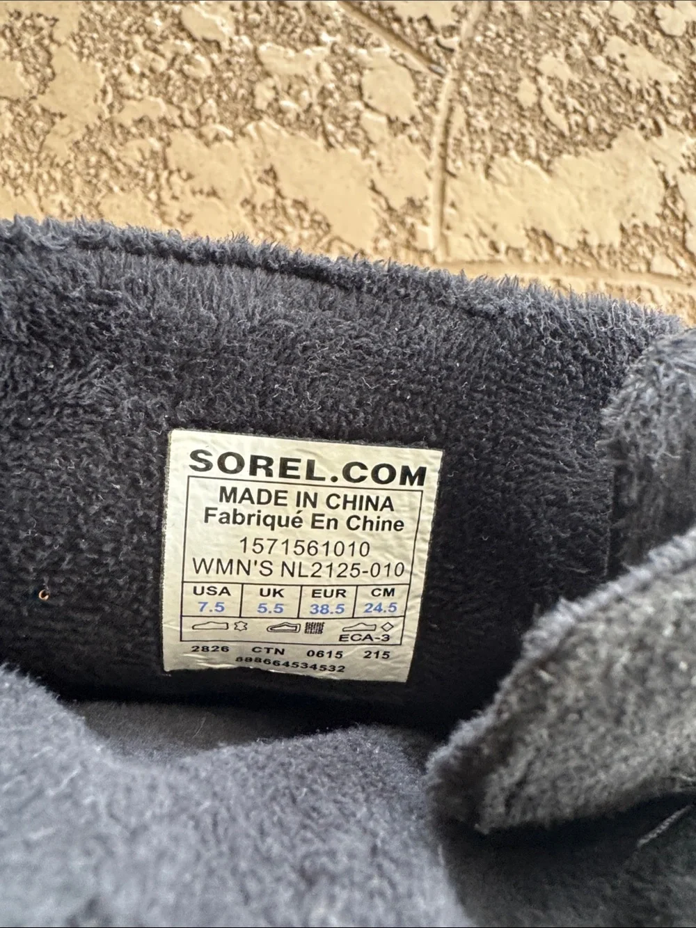 LIKE NEW Black Sorel Winter Boots
